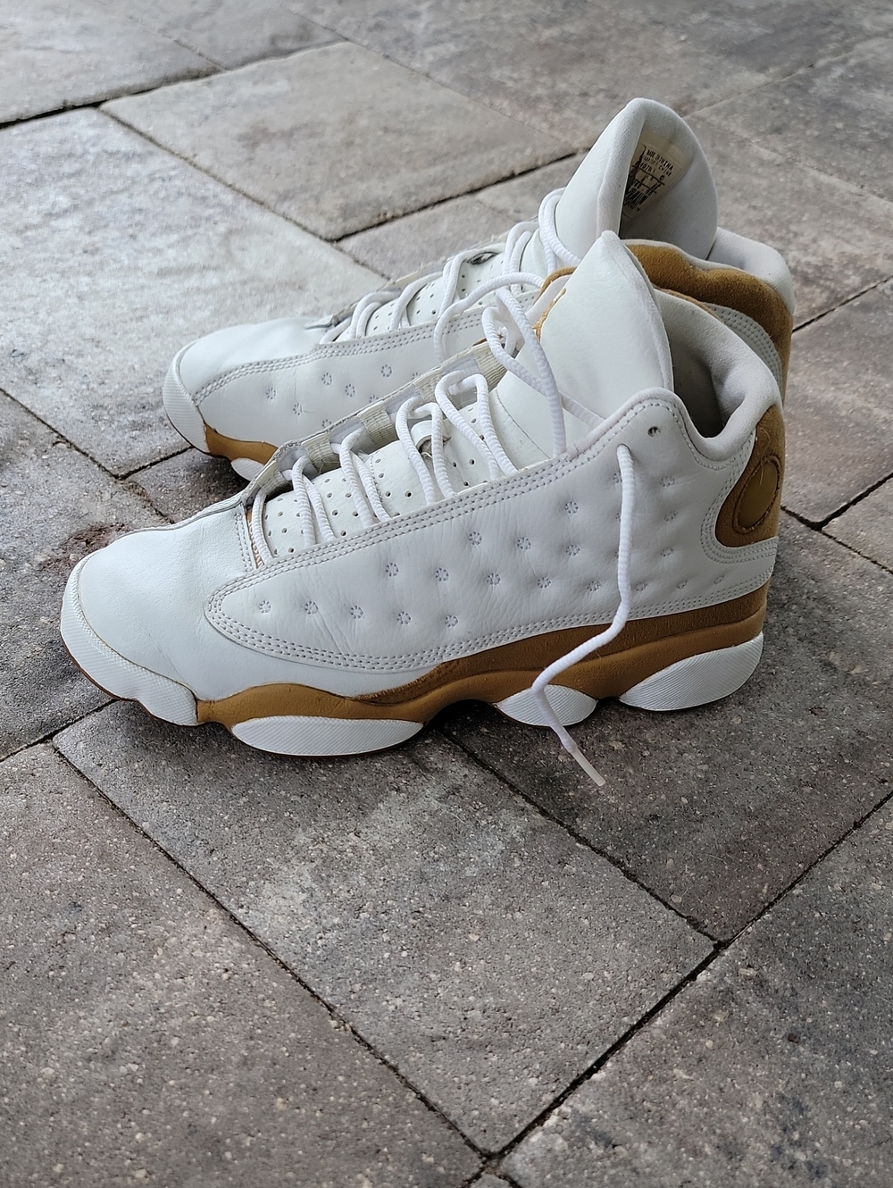 Air Jordan 13 Retro White and Wheat Sneakers Y Sz 7 Year 2004 - Picture 5 of 11